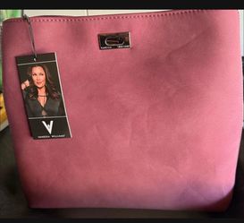 Vanessa Williams purses