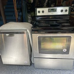 Oven And Dishwasher 