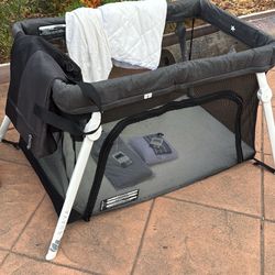 Guava Travel Crib