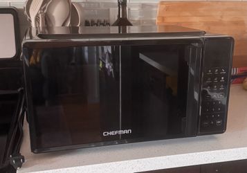 Chefman Microwave