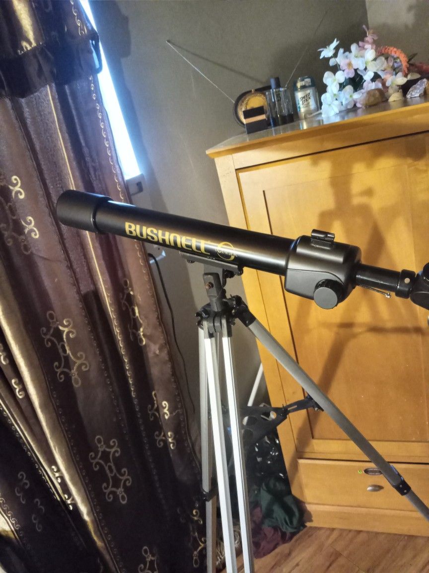 Telescope Bushnell  Voyager $ 40