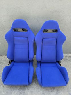 Universal racing seats