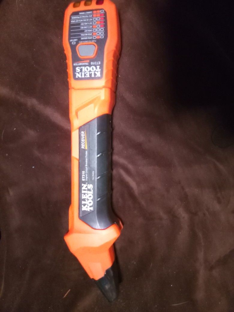 Klein Tools Breaker Chaser Digital Fuse Detector