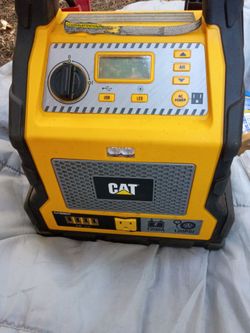 CAT CJ1000DXT power station and jump box and air compressor
