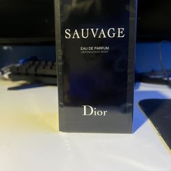 Dior Sauvage Eau De Parfum