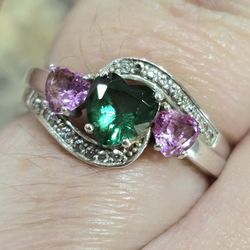 Green and Pink Colored CZ Heart Ring Size 6.5