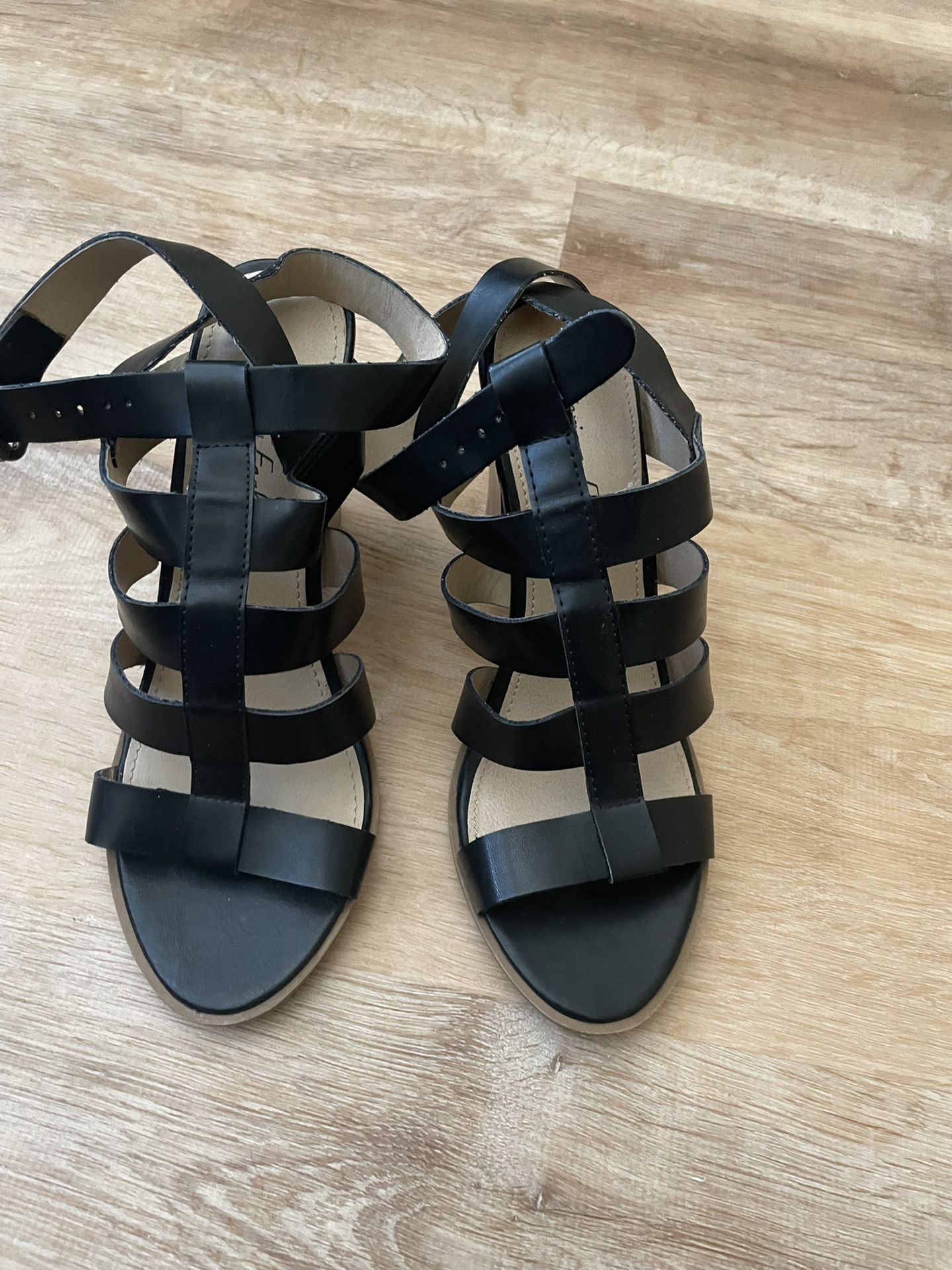 American eagle Wedge Heel