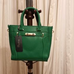 Very Cute Green Hand Bag With Shoulder Belt- BRAND NEW