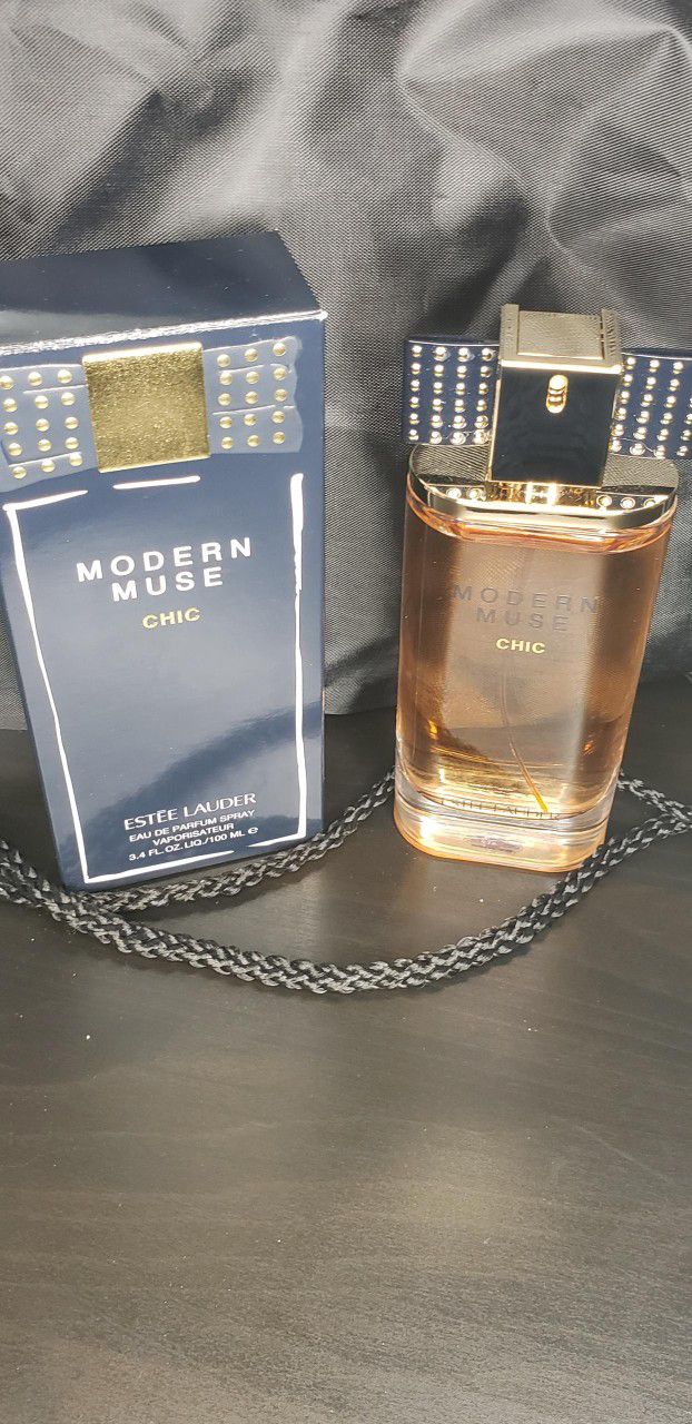 Estee Lauder Modern Muse Chic Perfume
