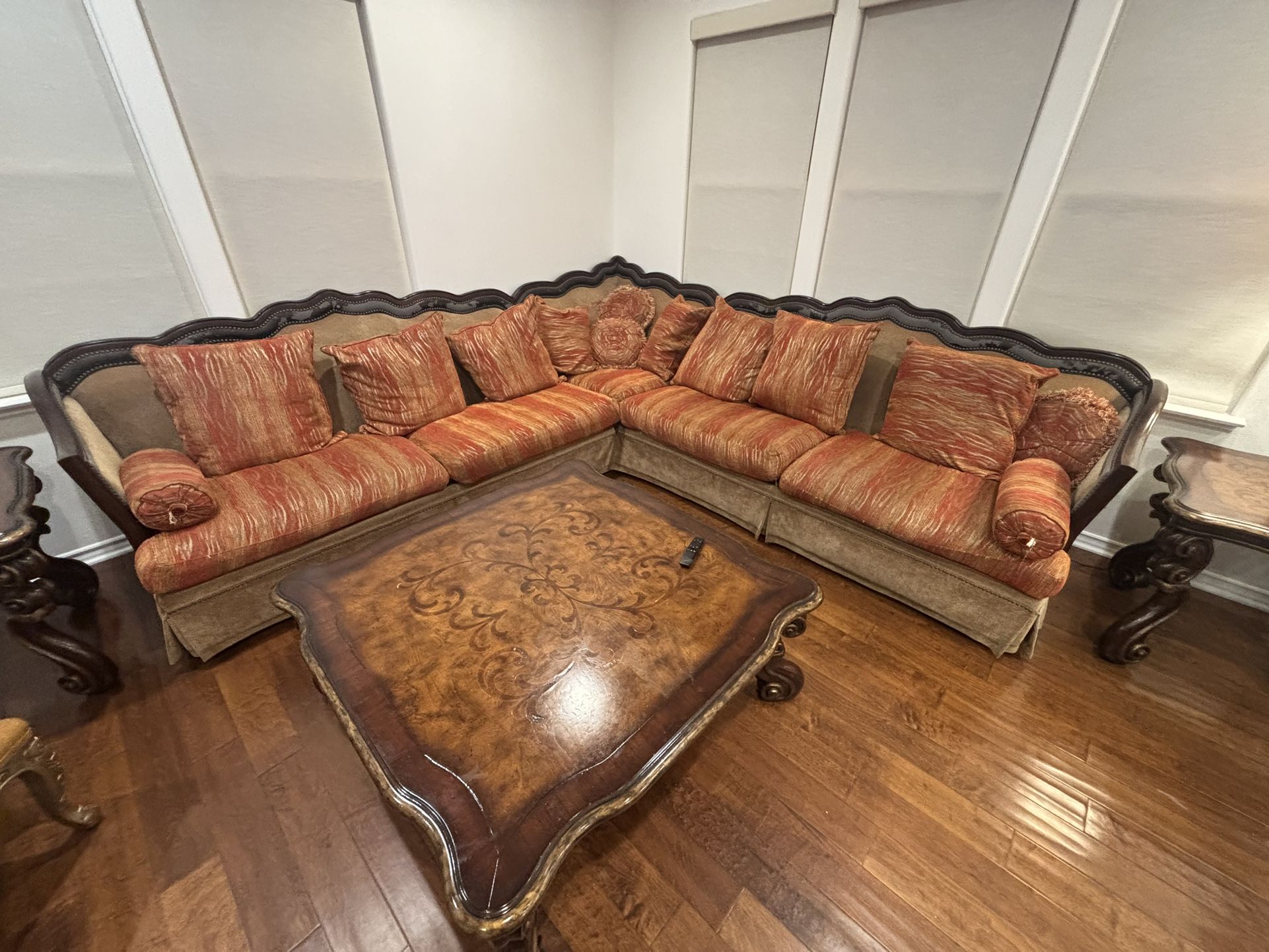 Sectional Couch 10F X 11fF With Coffee Table 