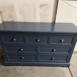 7 Drawer Dresser
