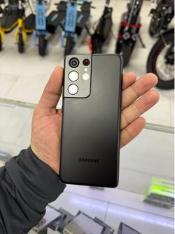 Galaxy S21 Ultra 5G Unlocked 128GB! $329 Cash or Card!!