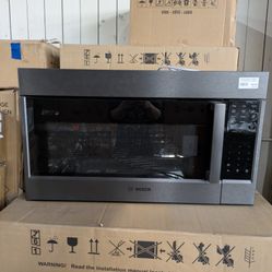 Bosch 800 Series HMV8044U
30 Inch Over the Range Microwave