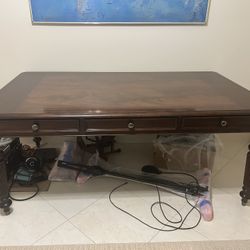 BAKER USA MAHOGANY HARDWOOD EXECUTIVE DESK