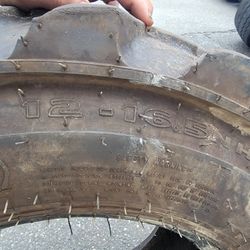 12-16.5 Bobcat Tire