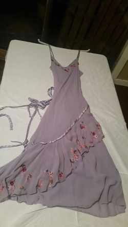 Betsy Johnson New York lilac purple flowing dress