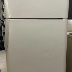 Refrigerator For Sale