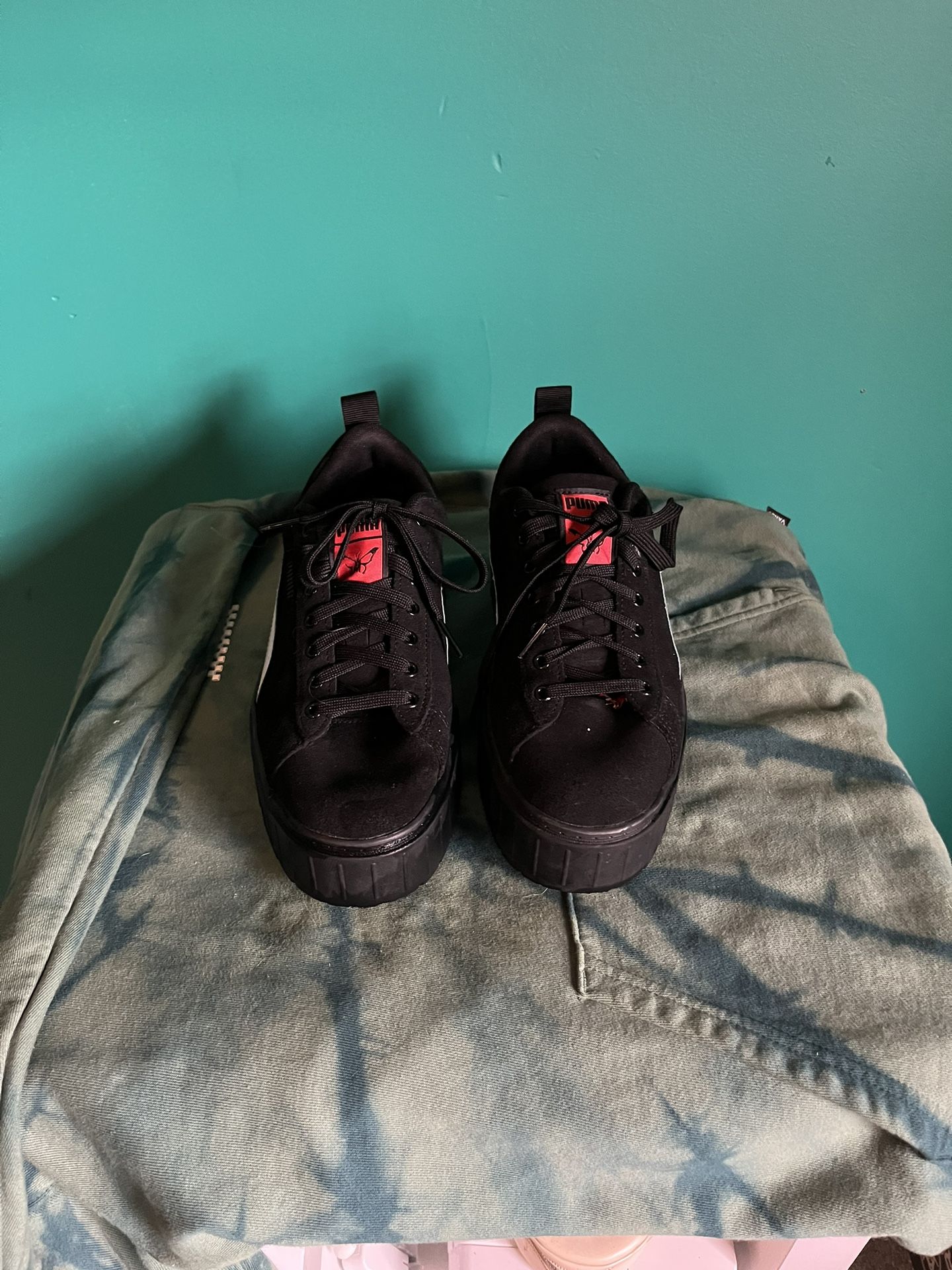 Puma Mayze Dua Lipa Womens Platform Sneakers Black White Red