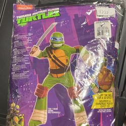 New Ninja Turtle 12/14 Kids Size