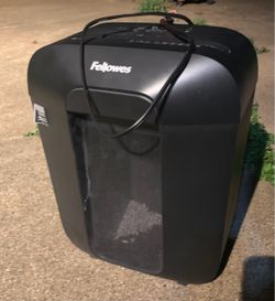 Fellowes Paper Shredder