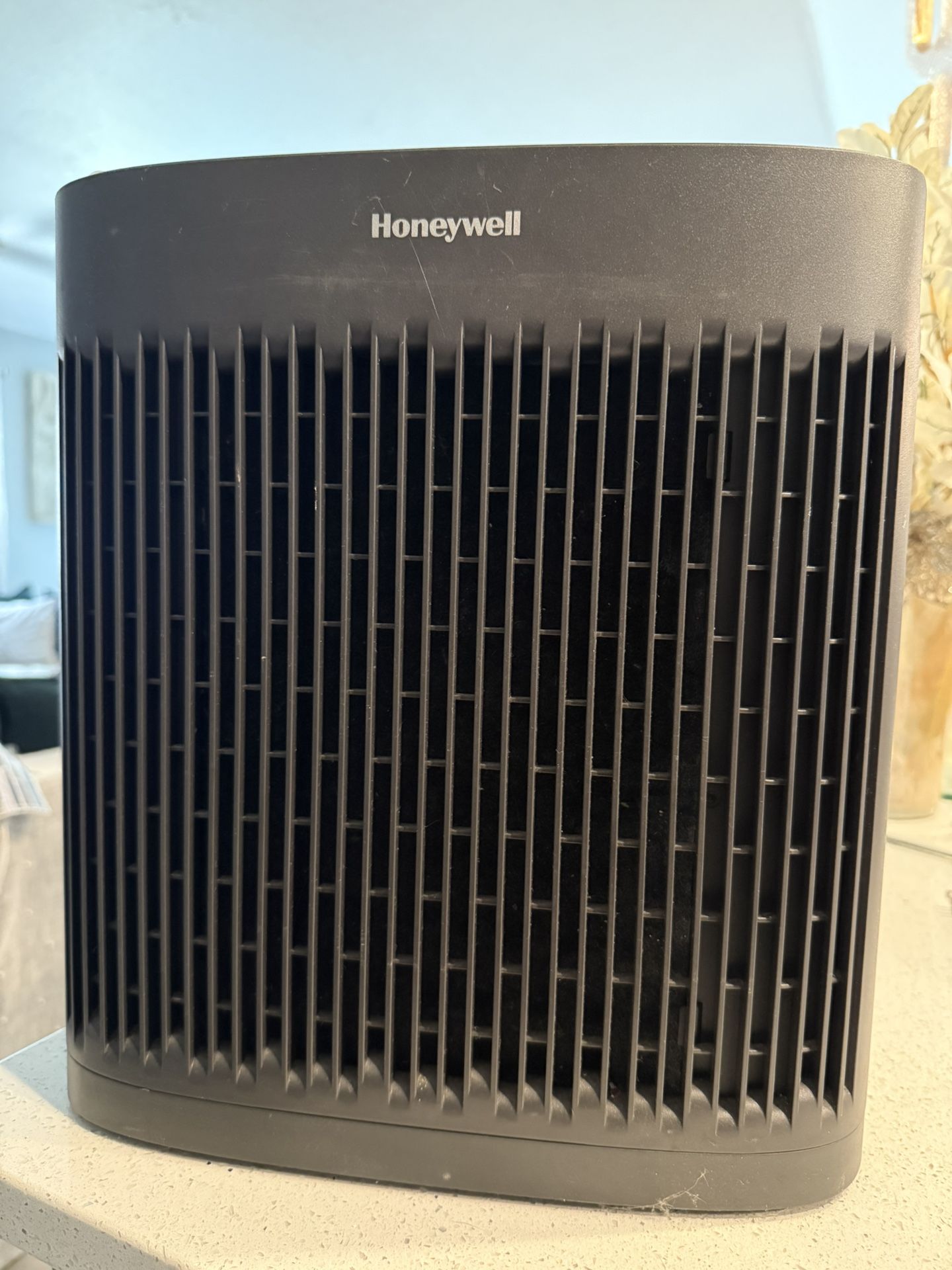 Honeywell Air Purifier 