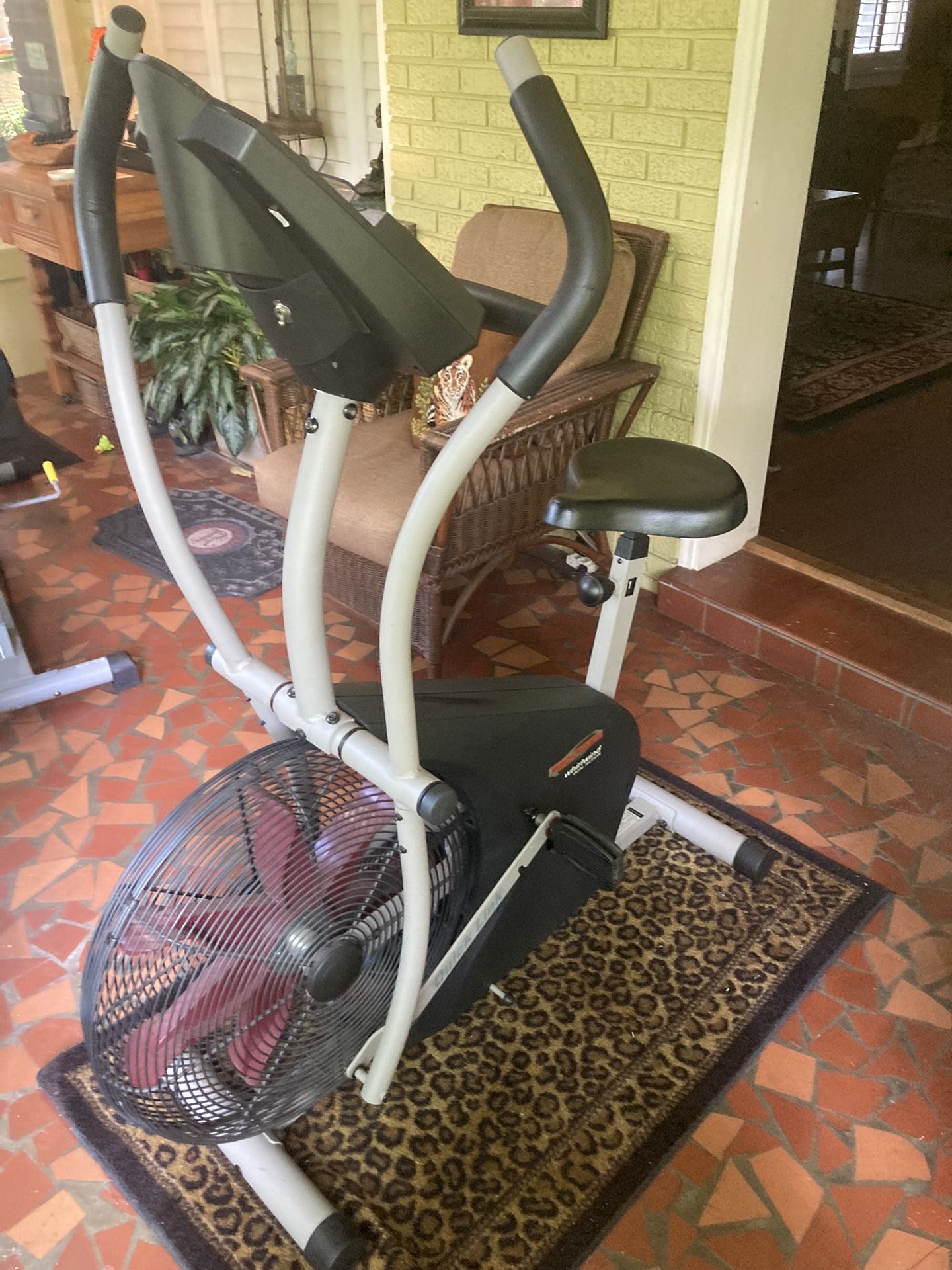 Air-Resistance Exercise (Fan) Bike With Dual Action Handlebars