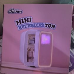 Mini Cosmetic Fridge