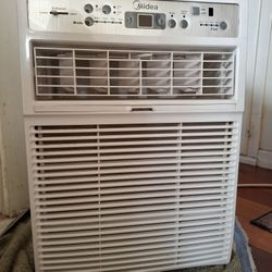 Window A/C - MOVING SALE!