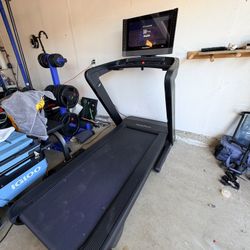 Nordictrack Commercial 2450 Treadmill 