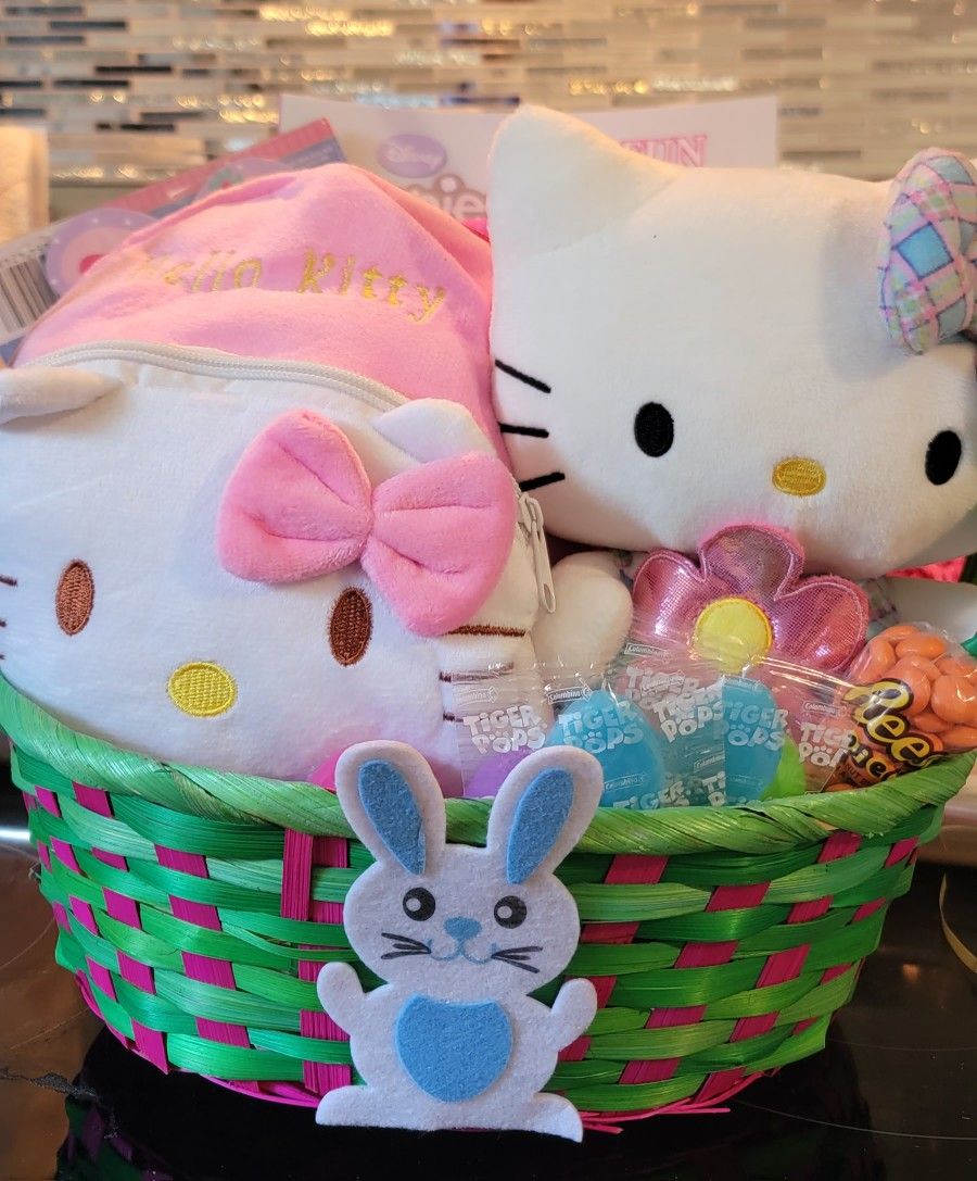 HELLO KITTY EASTER BASKET WITH MINI BACKPACK 