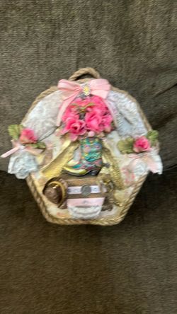 Gift card and gift holder all in one