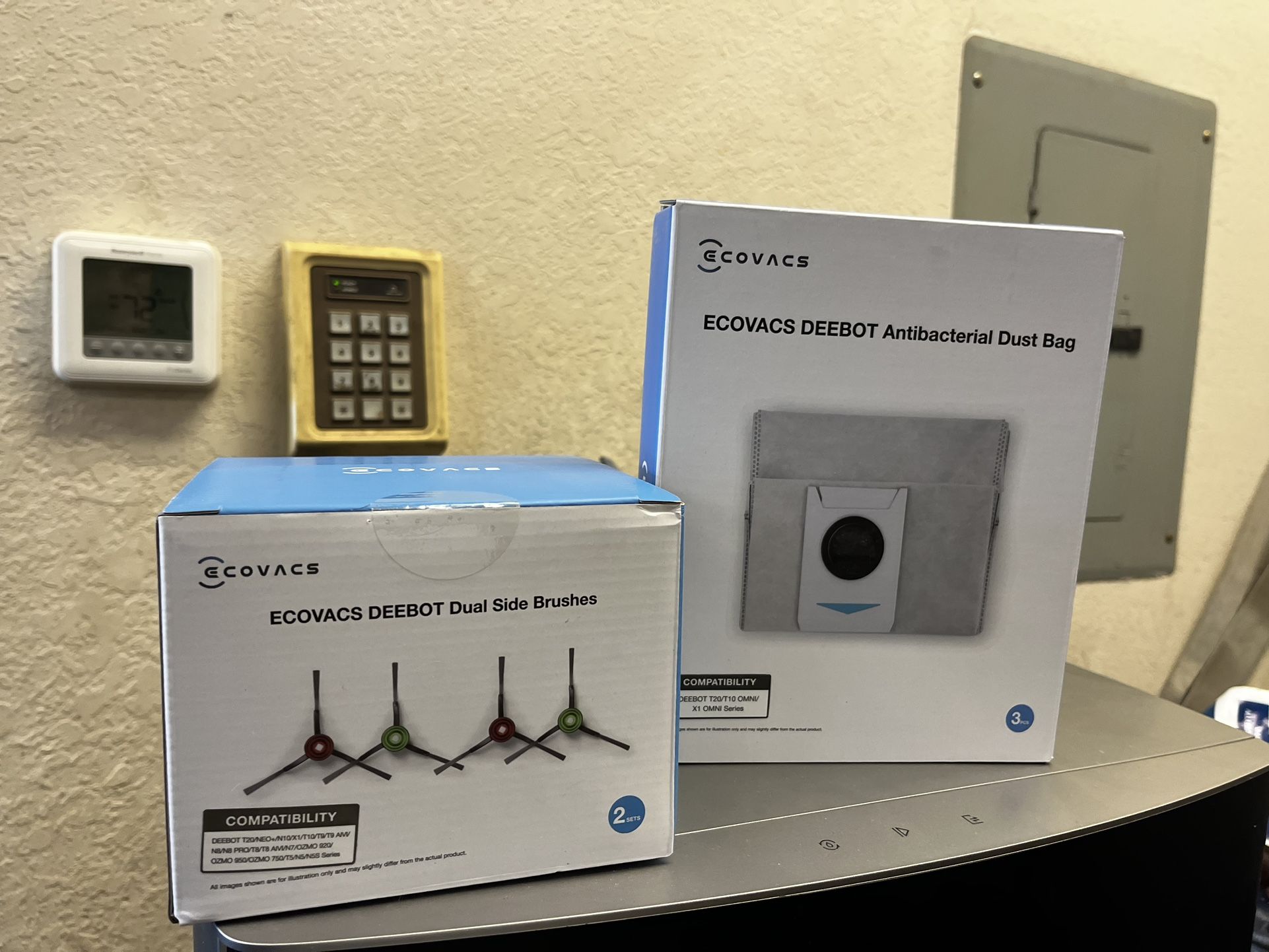 ECOVACS