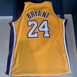 Hardwood Classics Kobe Bryant Jersey 2XL