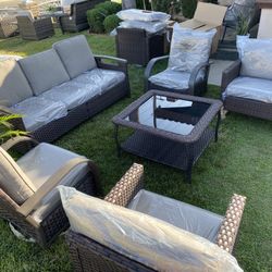 Brand New Patio Set