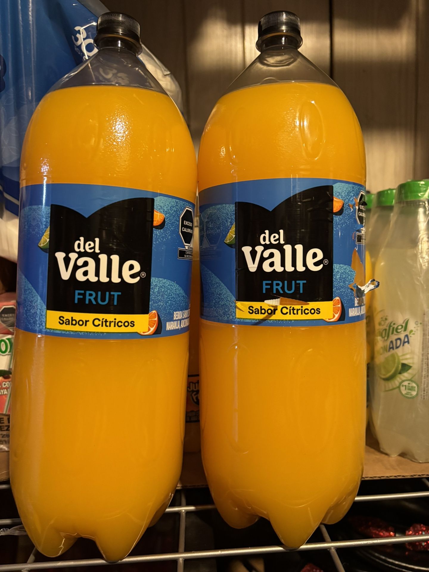 Del Valle De 3 Litros 6 Cada Una