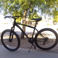 Schwinn Sidewinder Mtn. Bike  26"