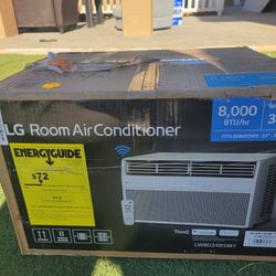 
LG
8,000 BTU, 115 Volts, Window Smart Air Conditioner Cools 350 sq. ft. with Remote, WiFi Enabled and Dehumidifier in White