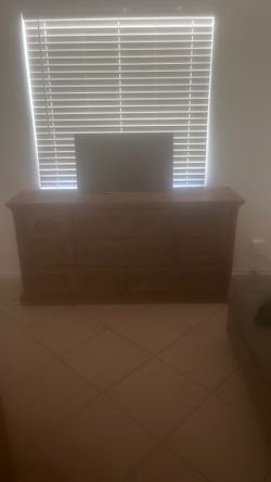 dresser
