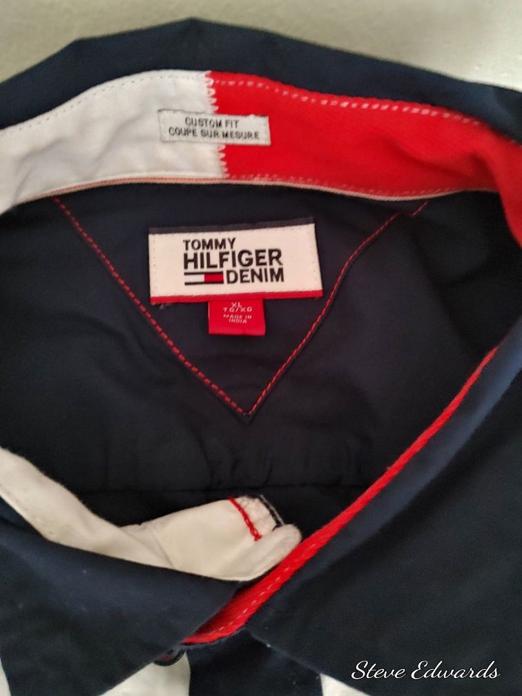 Tommy Hilfiger short sleeve shirt