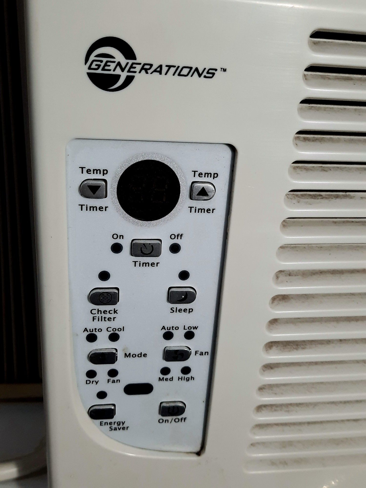 Generations GAC06ERS3A Room AC 6000 Window air conditioner, like new