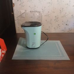 Fresh Pop Popcorn Makeru