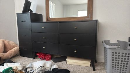 Black 6-Drawer Dresser