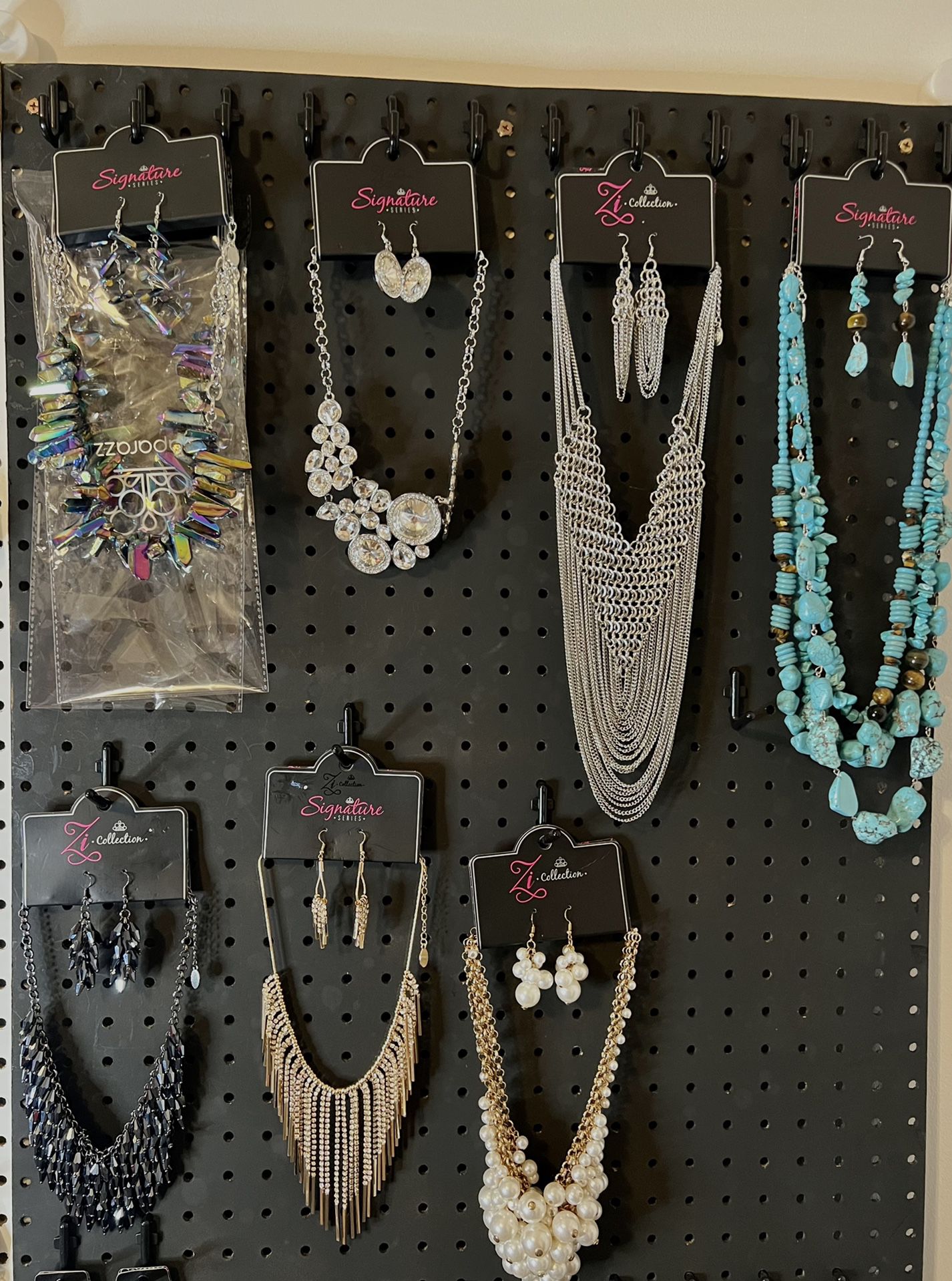 Zi collection  jewelry  $15-20 