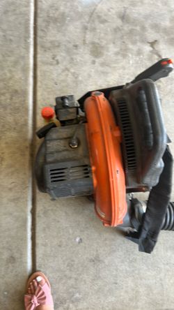 Leaf blower