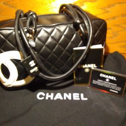  Chanel Quilted CHANEL

CHANEL cambon line bowling bag Hand leather Black White Women SHW CC Coco
