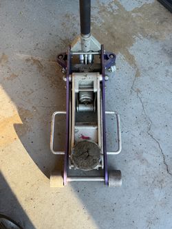 2.5 ton aluminum floor jack