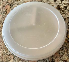 Vintage Anchor Hocking Microwave/Oven Safe Divided Plate with Lid model PM 486-T1 great as a lunchbox