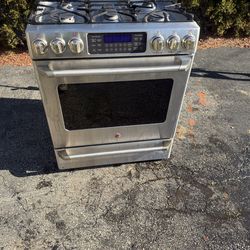 GE Gas stainless steel stove
