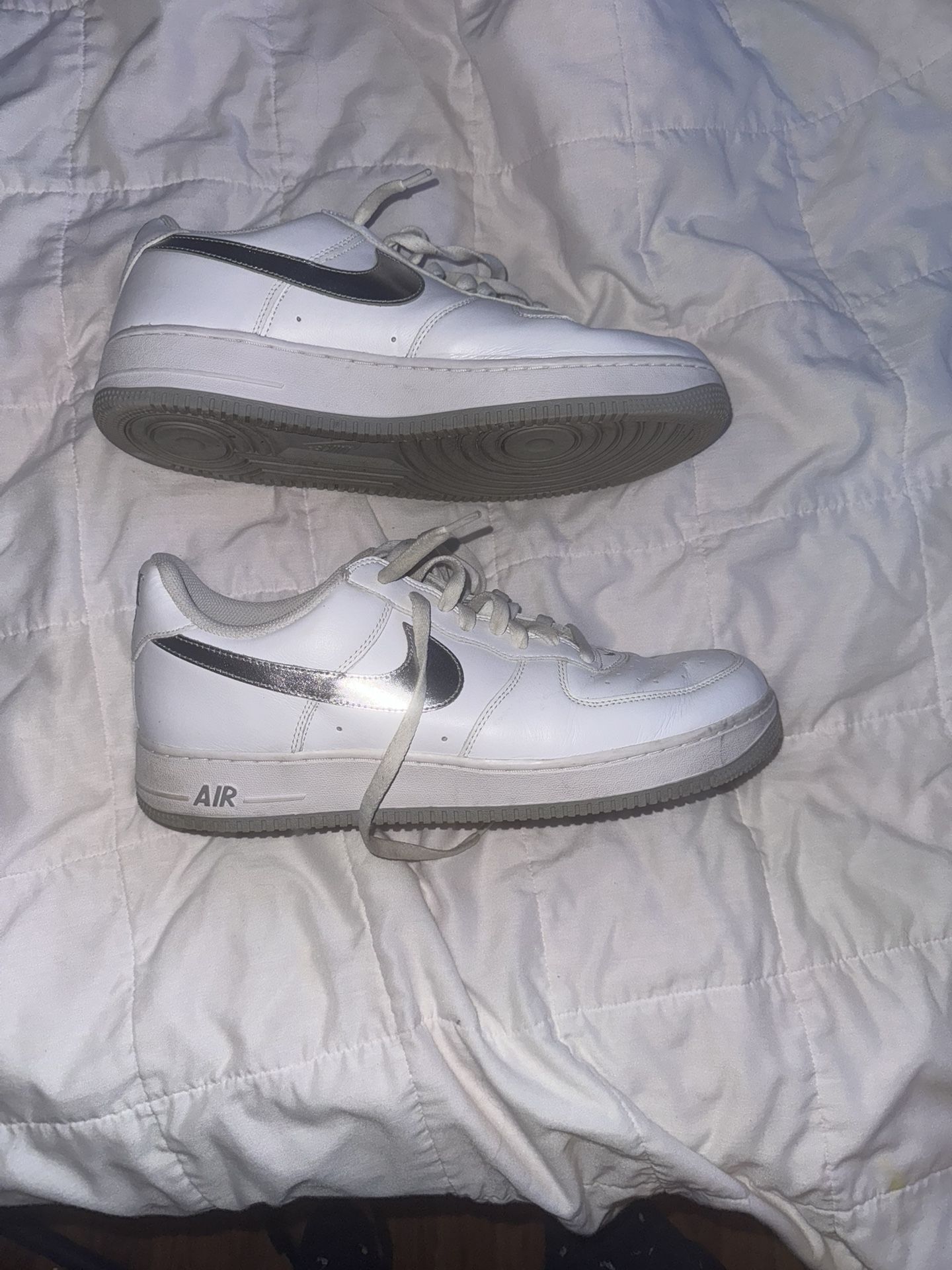 Air Force One Silver Swoosh 
