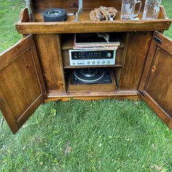 Vintage Dry Sink w/ Radio and Turntable Inside